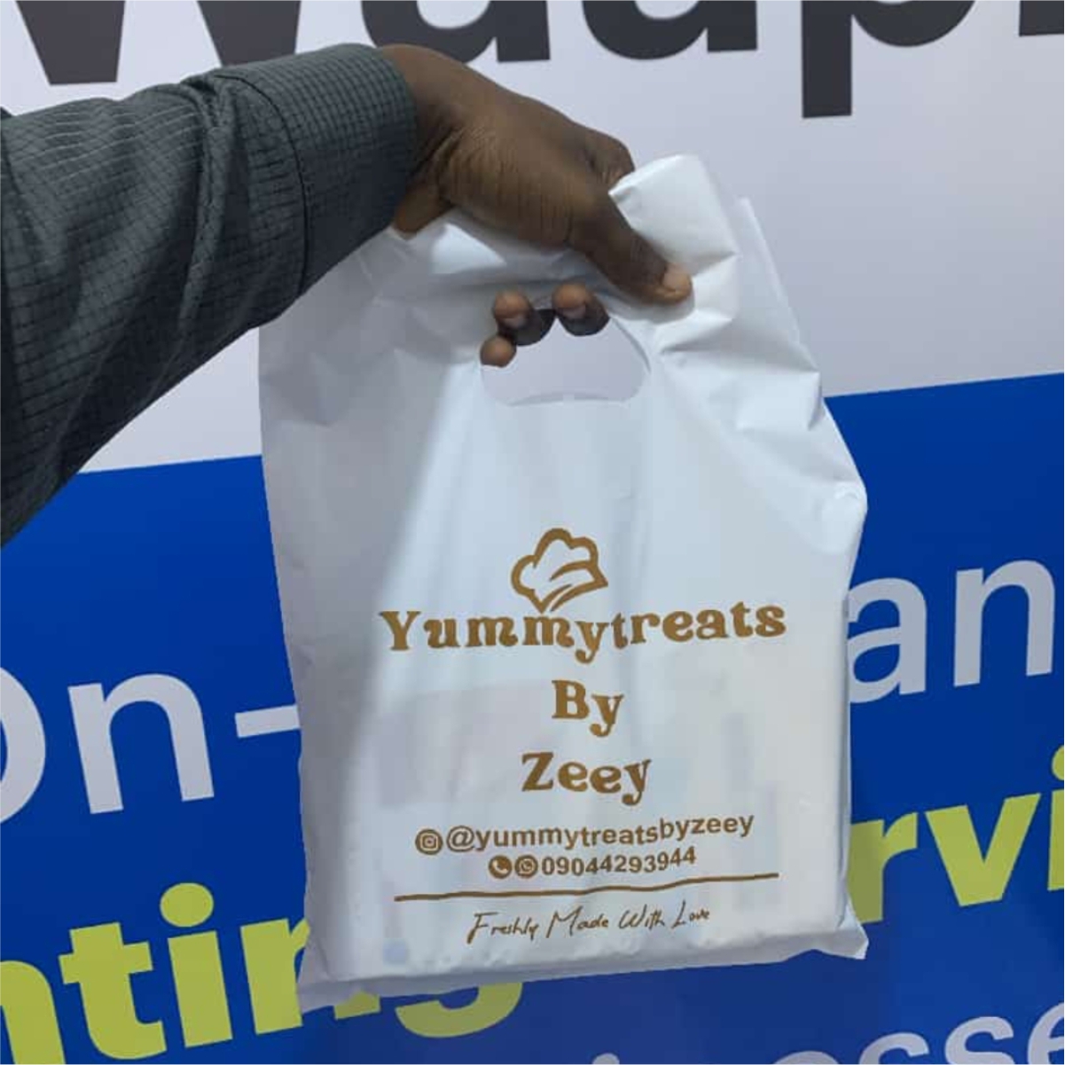 Custom nylon bags by Waaprint